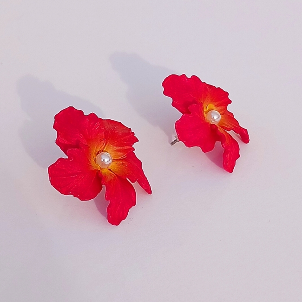 FLOWER EARRINGS floral vintage West Germany pierced pearl Molded Plastic - Picture 6 of 7